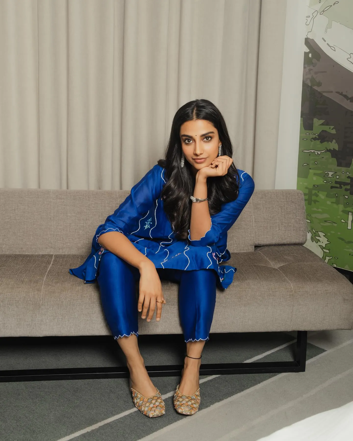 Meenaakshi Chaudhary - meenaakshi-chaudhary-16.webp